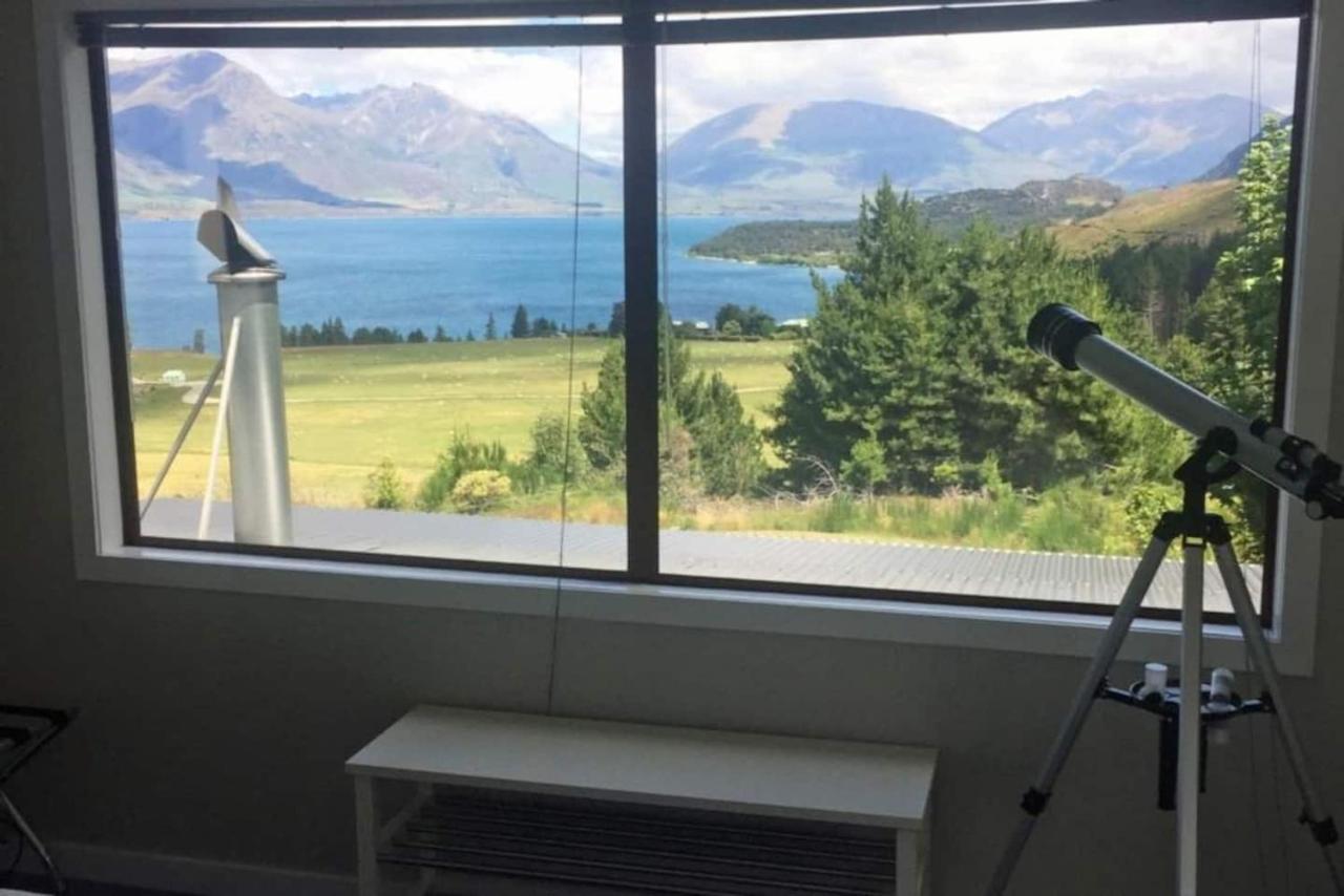 Private Cottage With Spa And Amazing Lake Views Closeburn Экстерьер фото